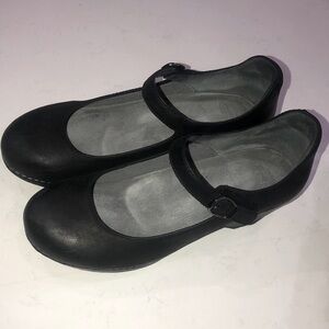 Black Mary Jane clogs women's size 8 Euro size 38. Crazy soft and excellent cond